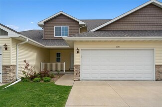1135 Honey Creek Way NE, Cedar Rapids, IA 52402