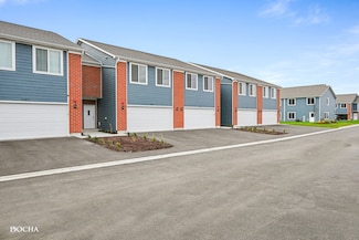 1104 Gillespie Ln, Yorkville, IL 60560