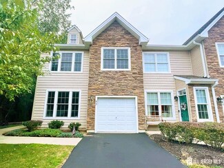 43 Osprey Dr, Old Bridge, NJ 08857