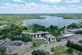 1948 W Wayzata Blvd Unit 114, Long Lake, MN 55356