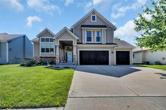 9007 N St Clair Ave, Kansas City, MO 64154