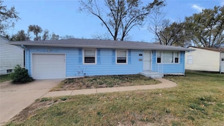 9749 Calumet Dr, Saint Louis, MO 63137