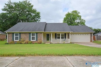 10411 Parliament Dr SW, Huntsville, AL 35803