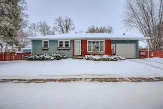 639 7th St W, Hastings, MN 55033