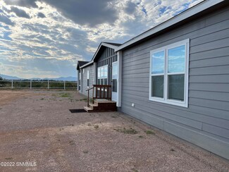 558 Luna Azul Dr, Chaparral, NM 88081