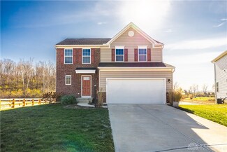 137 Regatta Park Dr, Fairborn, OH 45324