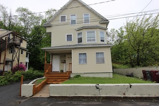33 Lounsbury St, Naugatuck, CT 06770