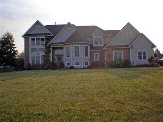 153 Cedars Ave, Churchville, NY 14428