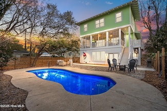 414 Atlanta Ave, Carolina Beach, NC 28428