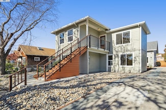 882 61st St, Emeryville, CA 94608