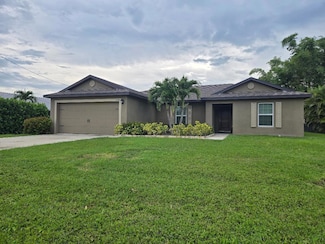 2586 SE Charleston Dr, Port St. Lucie, FL 34952
