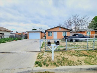 809 Vine Dr, Bakersfield, CA 93307