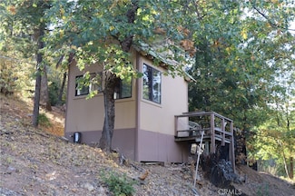 15667 17 N 11 Rd, Upper Lake, CA 95485