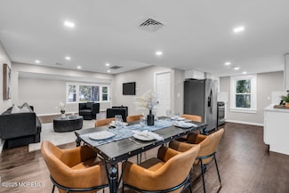 35 Strickland Rd, Freehold, NJ 07728