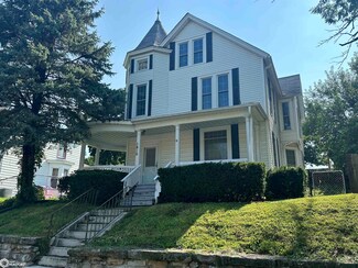1416 S Main St, Burlington, IA 52601