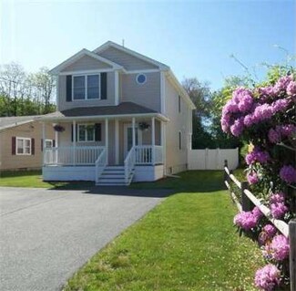 310 School St, Taunton, MA 02780