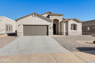 949 Pecos River Dr, El Paso, TX 79932