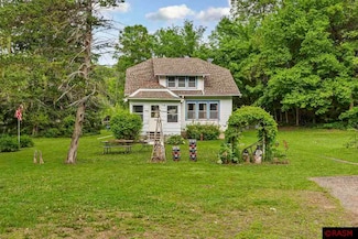 32673 Rosewood Ln, Saint Peter, MN 56082