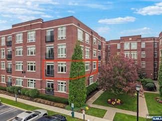 2219 Riverview Ave Unit 219, Englewood, NJ 07631