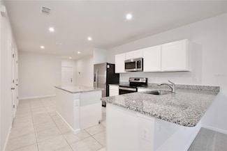 421 Sedgewick Dr, Davenport, FL 33837