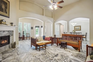 1100 Cogburn Ct, Denton, TX 76208