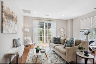 443 2nd St Unit 412, Jersey City, NJ 07302