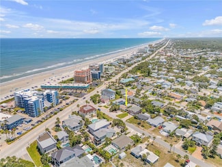 821 Ocean Ave, New Smyrna Beach, FL 32169