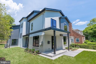 1739 Shepherd St NW, Washington, DC 20011