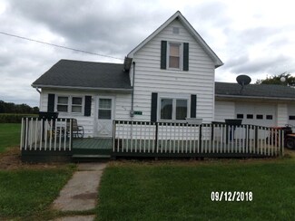 212 W Pearl St, Ashley, IN 46705
