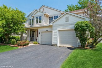 2132 Horncastle Ln, Naperville, IL 60564