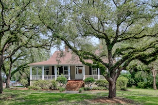 132 Saint James St, Georgetown, SC 29440