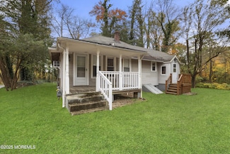 61 Cassville Rd, Jackson, NJ 08527