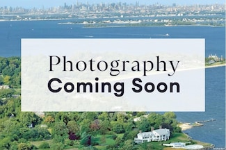 1 Valley Forge Dr, Wyandanch, NY 11798
