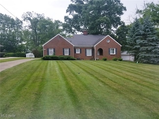 3853 Easton Rd, Norton, OH 44203