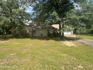 35 Cedar Wood Dr, Perkinston, MS 39573