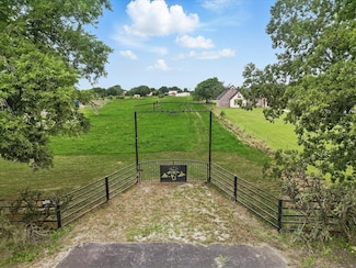 000 Fm 2450, Sanger, TX 76266