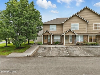 727 Casey Ln, Maryville, TN 37801