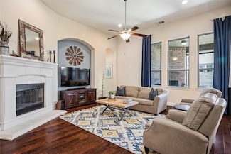 1425 10th St, Argyle, TX 76226