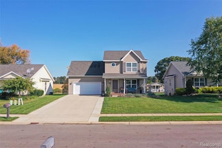 8166 Eagle Ridge Ln, Fowlerville, MI 48836
