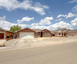 207 Palo Duro, Alamogordo, NM 88310