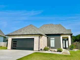 104 Cherrywood Dr, Lafayette, LA 70508
