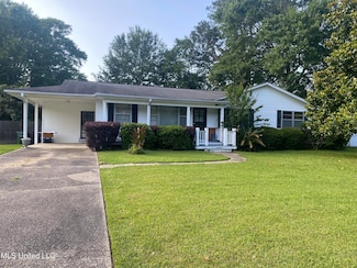 2905 Prince George Rd, Hattiesburg, MS 39402