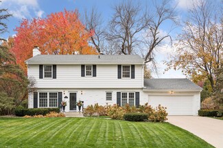 6816 Creston Rd, Edina, MN 55435