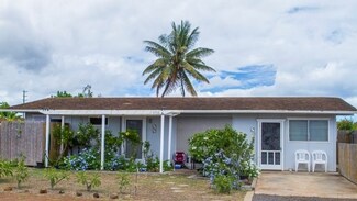 4586 Nanamua St, Kekaha, HI 96752