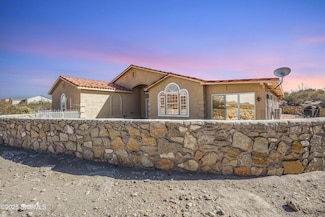 2050 Rincon de Amigos, Las Cruces, NM 88012