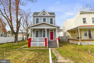 910 Savannah St SE, Washington, DC 20032