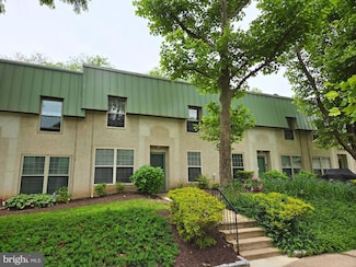441 Tomlinson Rd Unit F12, Philadelphia, PA 19116