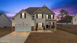 603 Coral Reef Ct, Sneads Ferry, NC 28460