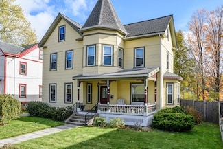 16 Alexander St, Framingham, MA 01702