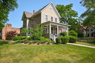315 N Gary Ave, Wheaton, IL 60187